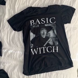 Basic witch torrid T